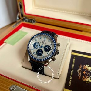 Đồng hồ Omega Speedmaster 310.32.42.50.02.001 Snoopy Award - Ảnh 4