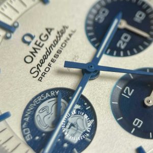 Đồng hồ Omega Speedmaster 310.32.42.50.02.001 Snoopy Award - Ảnh 11
