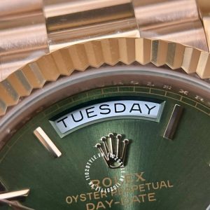 Đồng hồ Rolex giá tốt Day-Date mặt xanh Green 40mm cao cấp - Ảnh 17