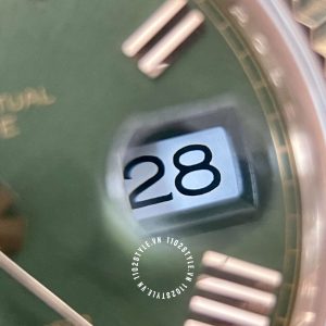 Đồng hồ Rolex giá tốt Day-Date mặt xanh Green 40mm cao cấp - Ảnh 11