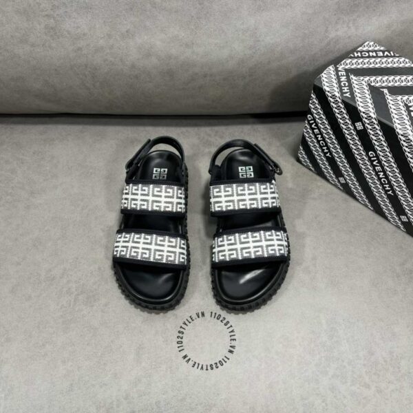 sandal hang hieu