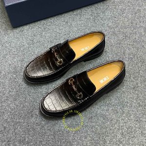 Giày replica 1:1 chính hãng Loafer Dior màu đen vân cá sấu - Hình ảnh 4
