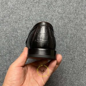 Giày replica 1:1 chính hãng Loafer Dior màu đen vân cá sấu - Hình ảnh 8
