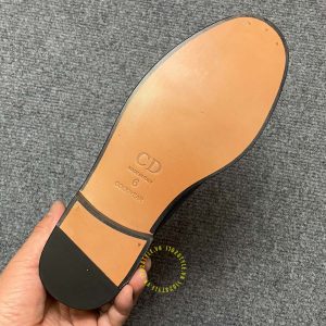 Giày replica 1:1 chính hãng Loafer Dior màu đen vân cá sấu - Hình ảnh 9
