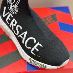 Giày replica Versace Sneaker Flyknit màu đen họa tiết trắng - Ảnh 7
