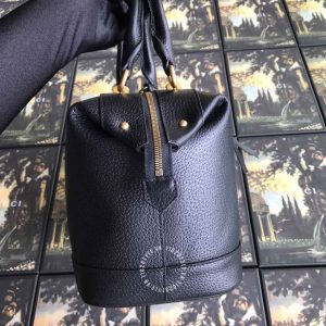 Túi xách nữ Gucci màu đen sọc viền Vintage hàng hiệu - Hình ảnh 6