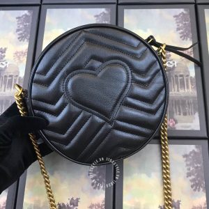 Túi đeo chéo Gucci nữ màu đen logo GG hàng hiệu - Hình ảnh 3