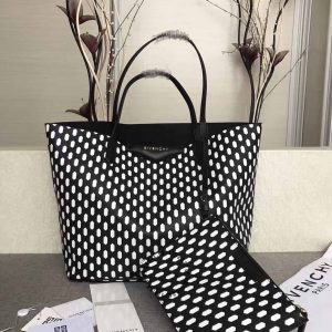 Túi xách Givenchy màu đen hoạ tiết trắng hàng hiệu - Ảnh 2
