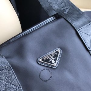 Túi xách Prada nam màu đen logo kim loại cao cấp - Ảnh 7