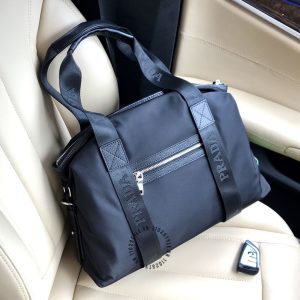 Túi xách Prada nam màu đen logo kim loại cao cấp - Ảnh 3