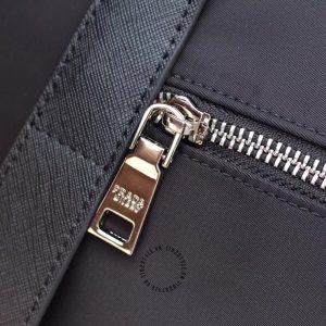 Túi xách nam hàng hiệu Prada màu đen quai da - Ảnh 7