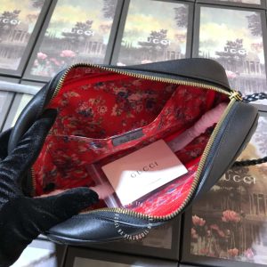 Túi đeo chéo Gucci nữ màu đen logo GG hàng hiệu giá ưu đãi - Hình ảnh 8