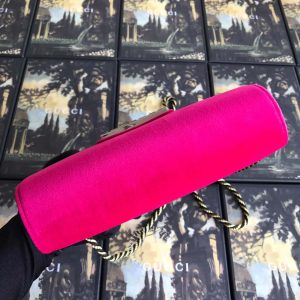 Túi đeo chéo Gucci nữ da lộn màu hồng phiên bản hàng hiệu - Hình ảnh 5