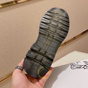 Boot Versace nam da xịn màu đen trơn giá tốt nhất thị trường - Ảnh 9