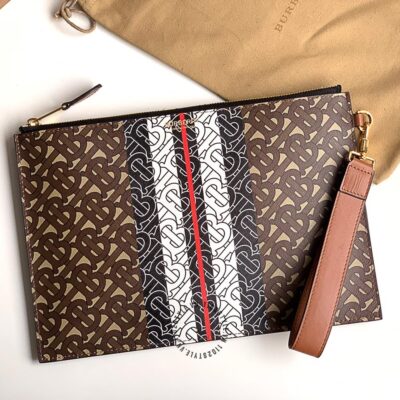 Clutch Burberry super fake