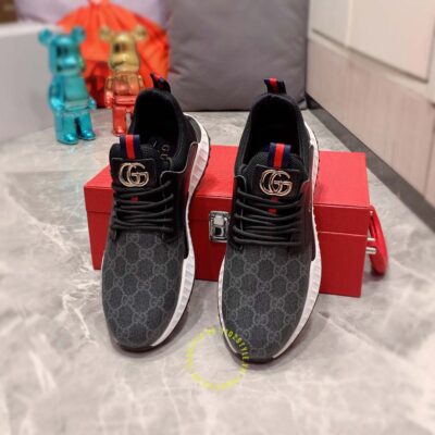 giá giày gucci