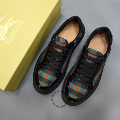 Giày Burberry