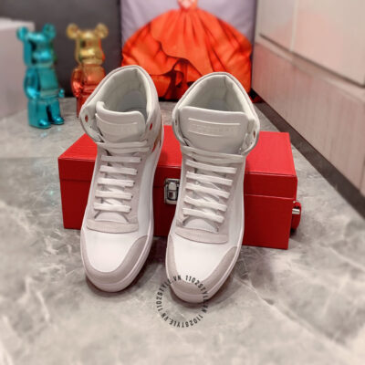Giày Burberry cổ cao
