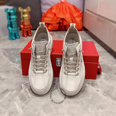 Giày Burberry Fake