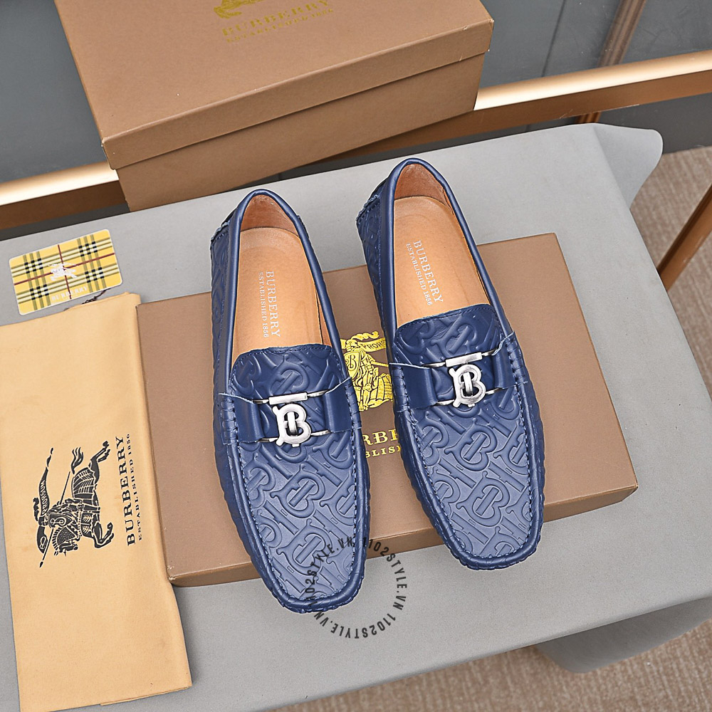 Giày Burberry lười