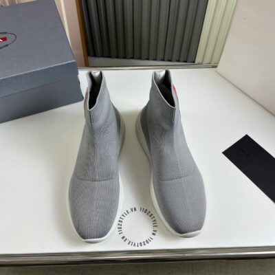 giày sock sneaker
