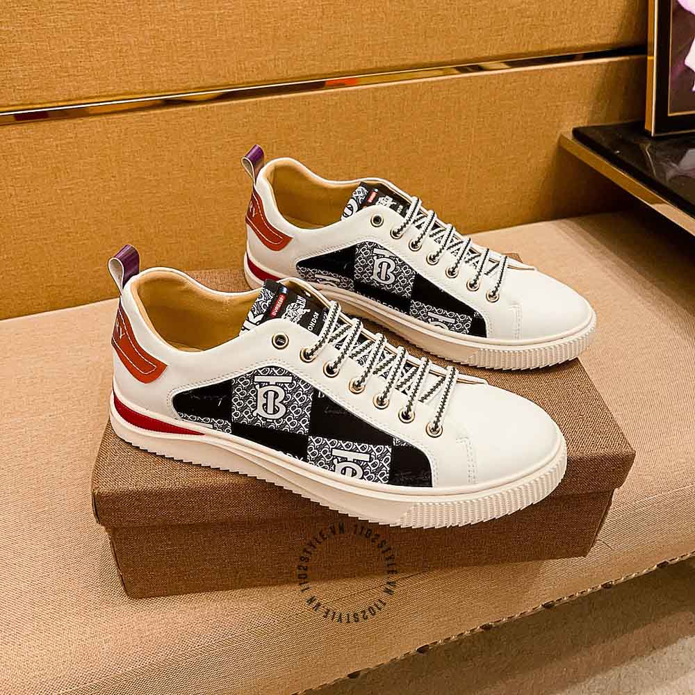 Giày thể thao Burberry