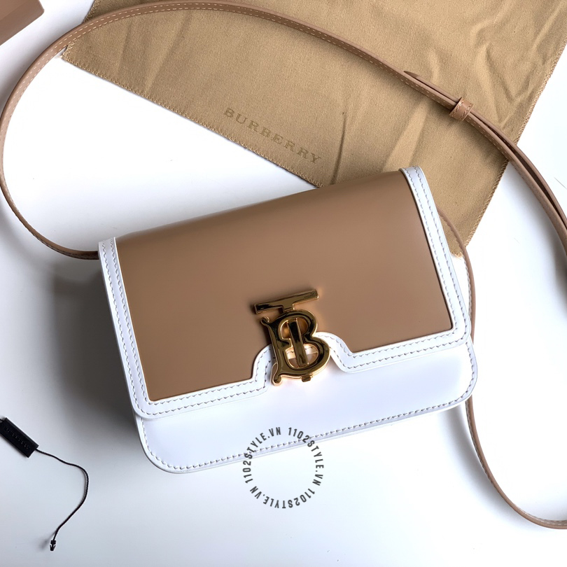 Túi Burberry nữ