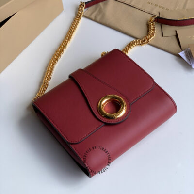 Túi Burberry nữ