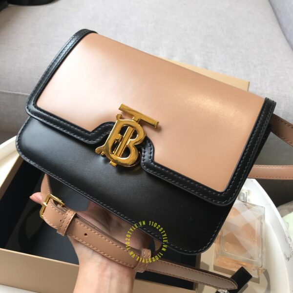 túi đeo chéo burberry