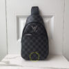 túi đeo chéo louis vuitton nam