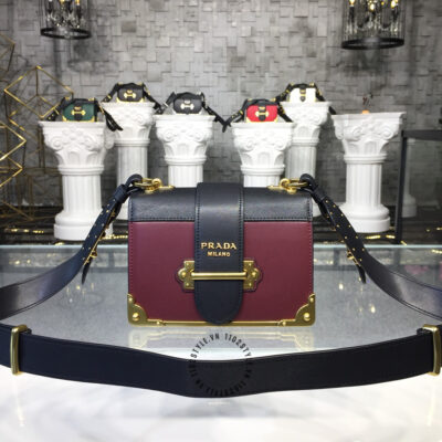 Túi đeo chéo nữ Prada