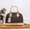 Túi xách Louis Vuitton chính hãng giá bao nhiêu