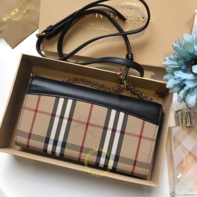 ví burberry nữ