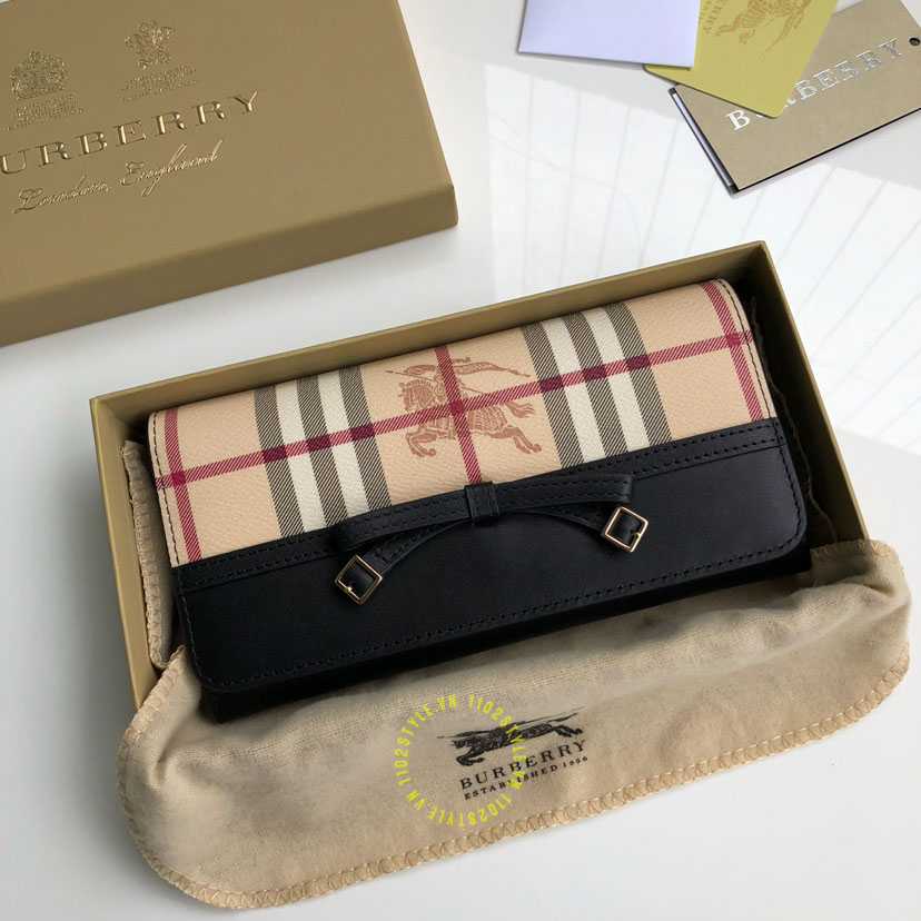 ví burberry nữ chính hãng