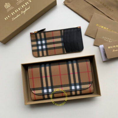 ví cầm tay burberry nữ