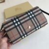 ví dài cầm tay nữ burberry