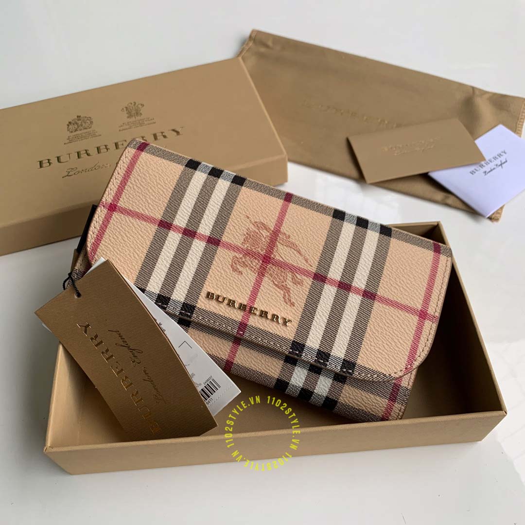 ví dài cầm tay nữ burberry