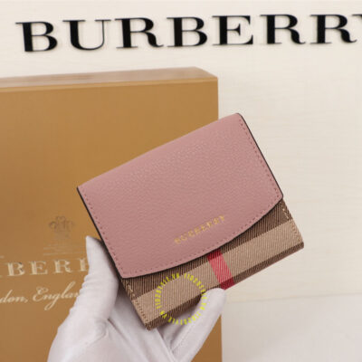 ví ngắn cầm tay burberry nữ