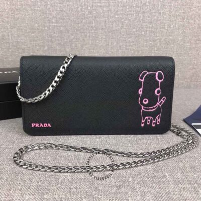 Ví nữ cầm tay Prada
