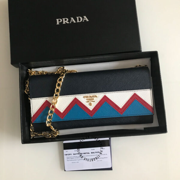 Ví nữ cầm tay Prada
