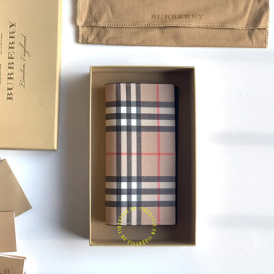 ví nữ hàng hiệu burberry