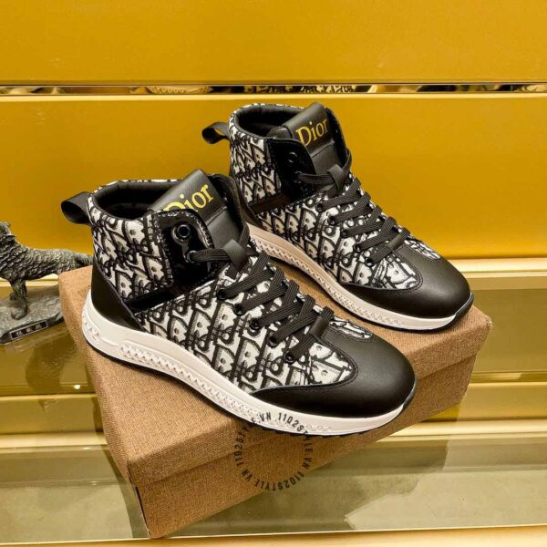Dior Sneaker