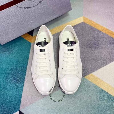 giày sneaker prada