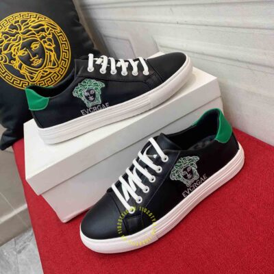 Giày versace xách tay