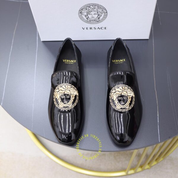 Giày versace xách tay