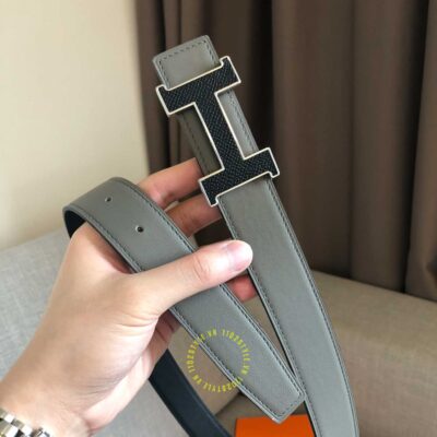 Nhận xét về độ hoàn thiện của thắt lưng Hermes Like Auth khóa đen