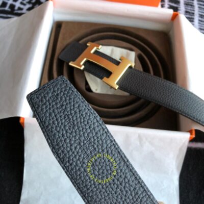 Độ thoải mái và tính hữu dụng của thắt lưng Hermes Like Auth dây đen sần