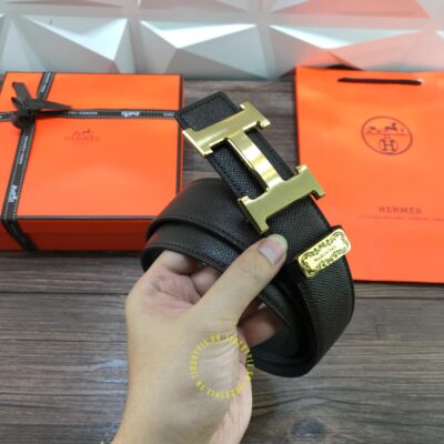 Độ thoải mái và tính hữu dụng của thắt lưng Hermes Like Auth khóa vàng