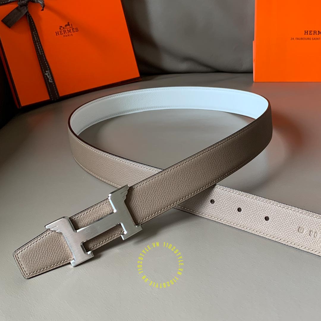 Độ hoàn thiện của thắt lưng Hermes trắng nâu Like Auth