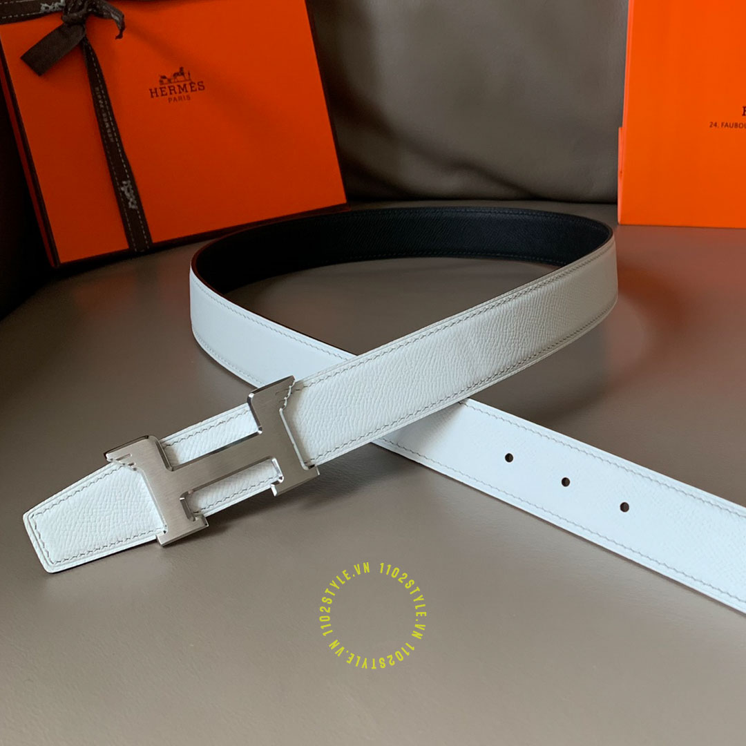 Độ hoàn thiện của thắt lưng Hermes trắng đen Like Auth